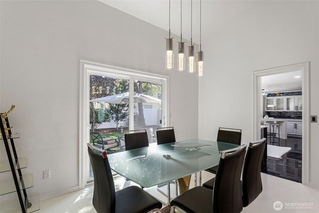 12737 NE 97th Place, Kirkland, WA 98033