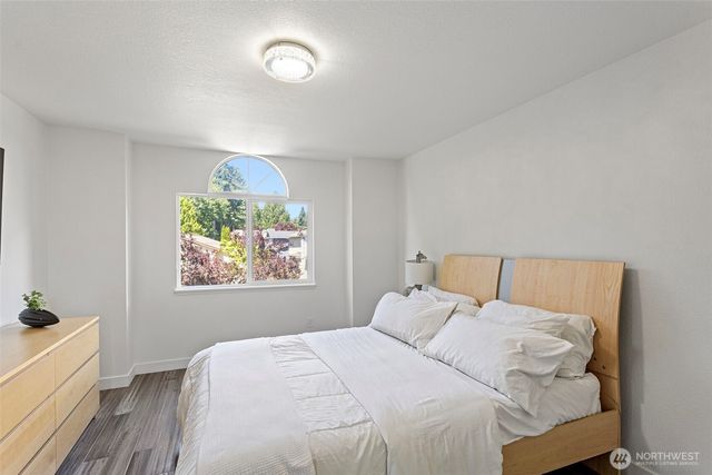 12737 NE 97th Place, Kirkland, WA 98033