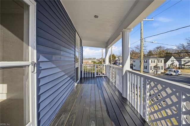 26 Downes St ST, Hampton, VA 23663