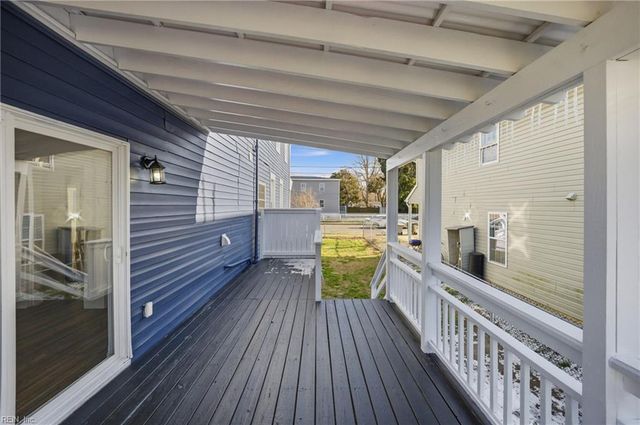 26 Downes St ST, Hampton, VA 23663