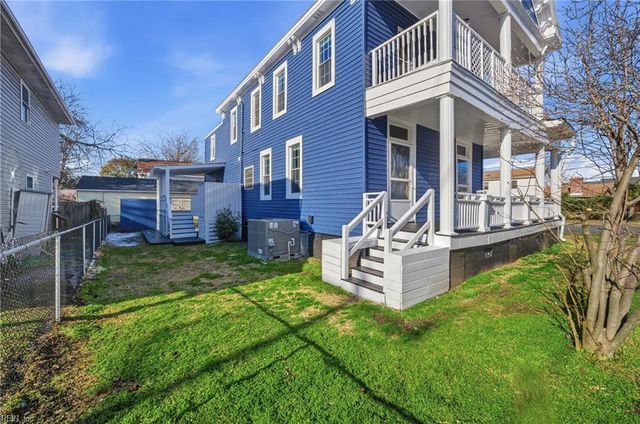 26 Downes St ST, Hampton, VA 23663
