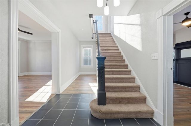 26 Downes St ST, Hampton, VA 23663