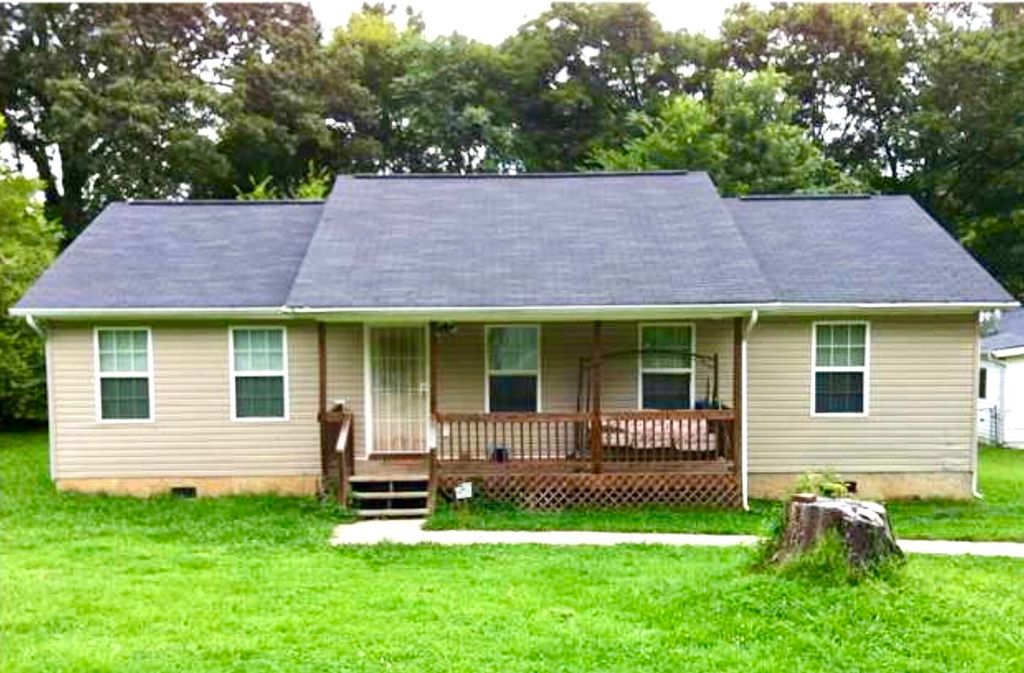 278 School Street, Rossville, GA 30741