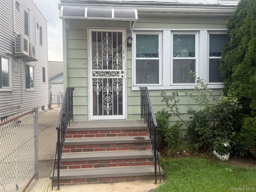 202-16 33rd Avenue, Bayside, NY 11361 — photo 2