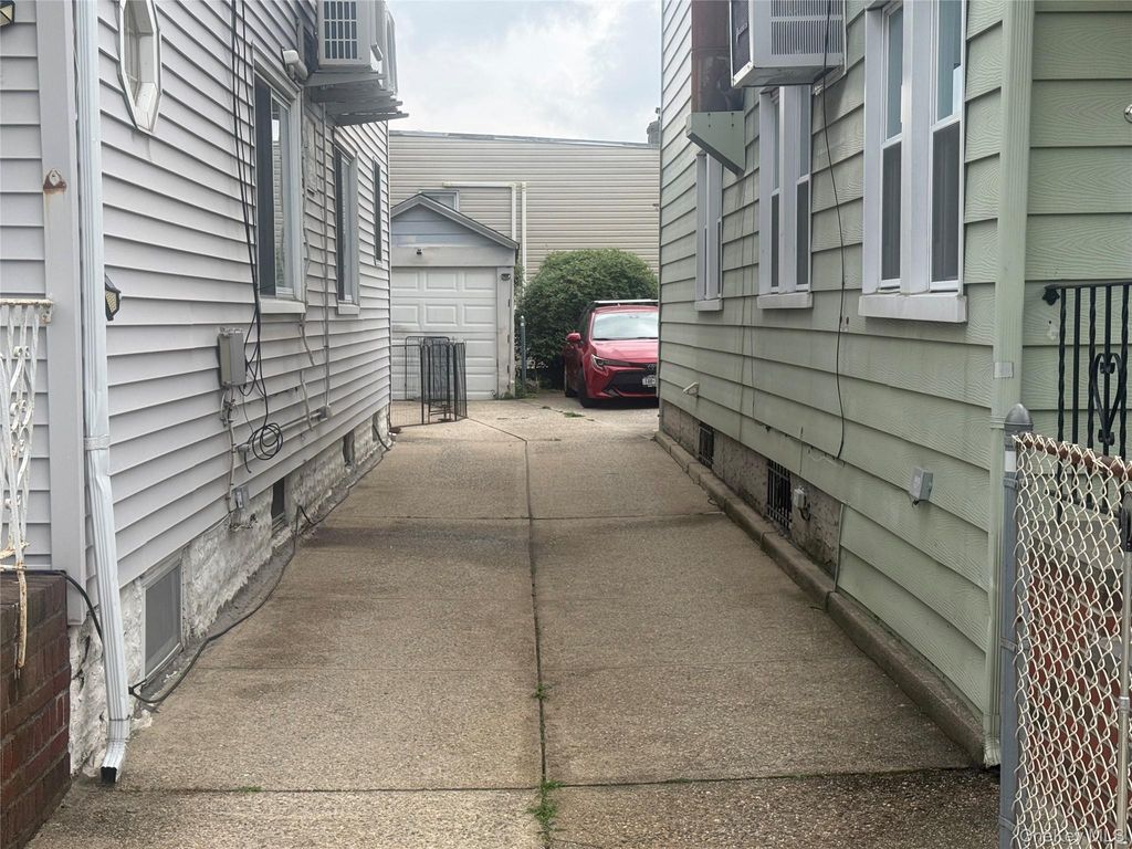 202-16 33rd Avenue, Bayside, NY 11361 — photo 4
