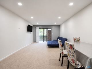 157 Bull Hill Lane S4, West Haven, CT 06516
