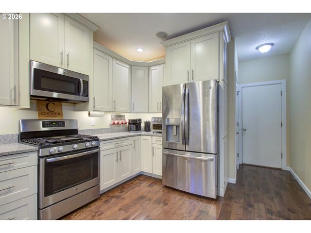 4002 Ne 93RD St, Vancouver, WA 98665