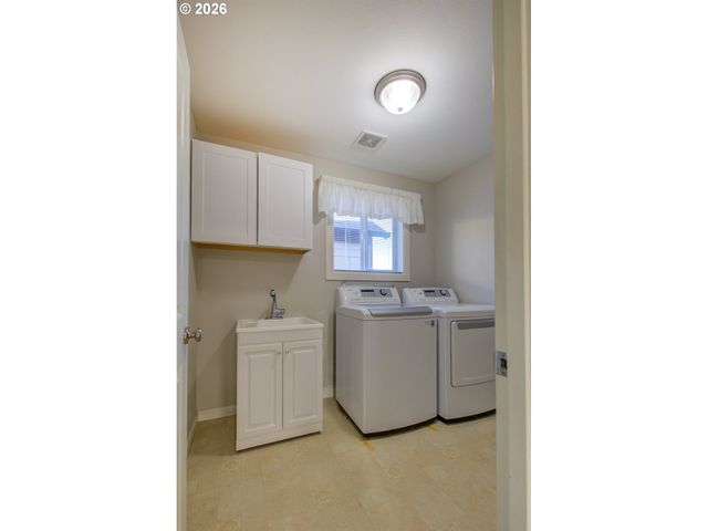 4002 Ne 93RD St, Vancouver, WA 98665