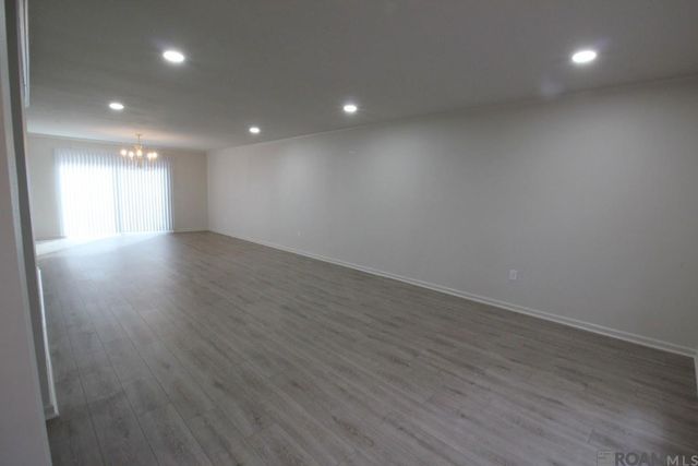 10111 Jefferson Hwy, Baton Rouge, LA 70809