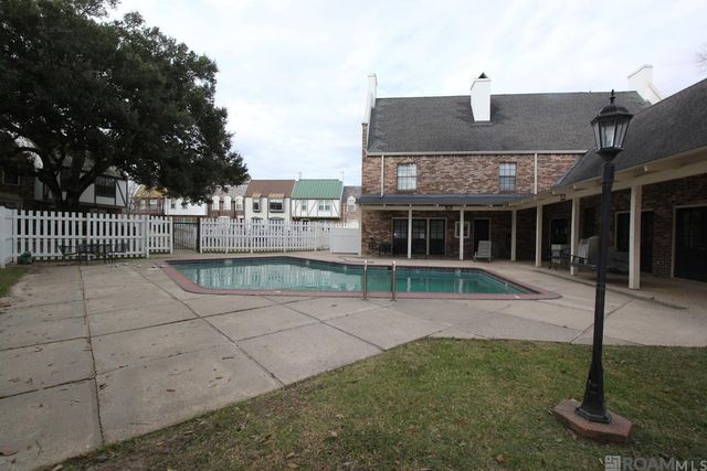 10111 Jefferson Hwy, Baton Rouge, LA 70809