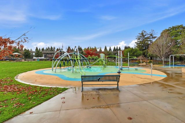 381 Cherrywood Ave, San Leandro, CA 94577