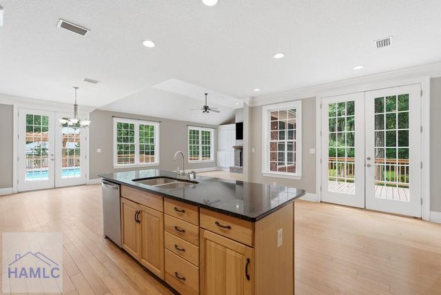 72 Bonnie Reed Passage, Midway, GA 31320