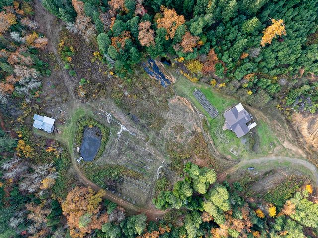 1480 Bridge Lane, Wolf Creek, OR 97497