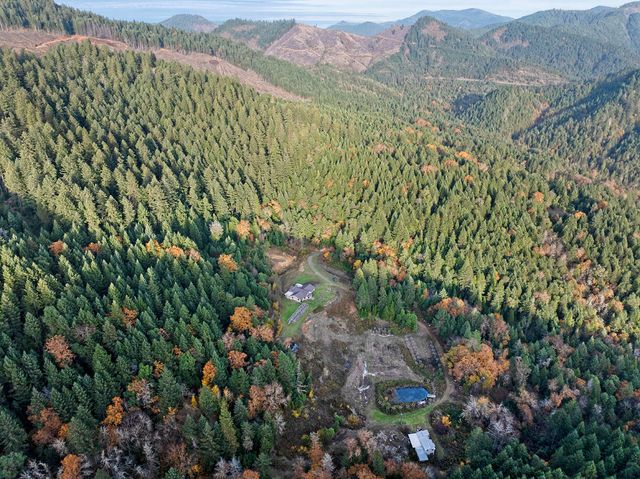 1480 Bridge Lane, Wolf Creek, OR 97497