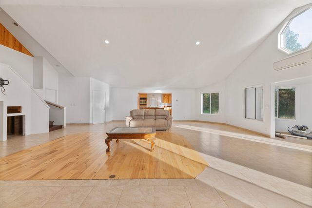 1480 Bridge Lane, Wolf Creek, OR 97497