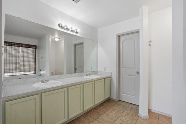 8424 Horse Whisper Lane, Fort Worth, TX 76131