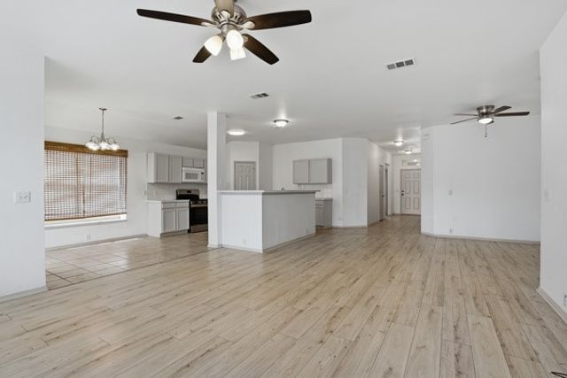 8424 Horse Whisper Lane, Fort Worth, TX 76131