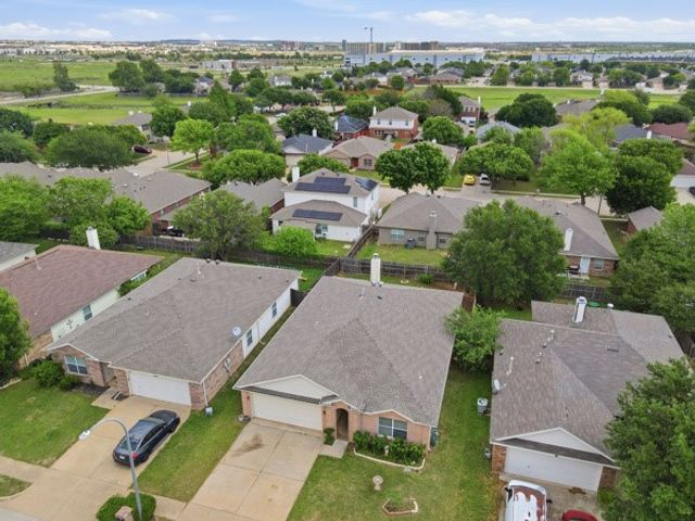 8424 Horse Whisper Lane, Fort Worth, TX 76131