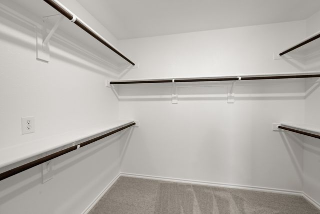 1184 Oak Spring Drive, Burleson, TX 76028