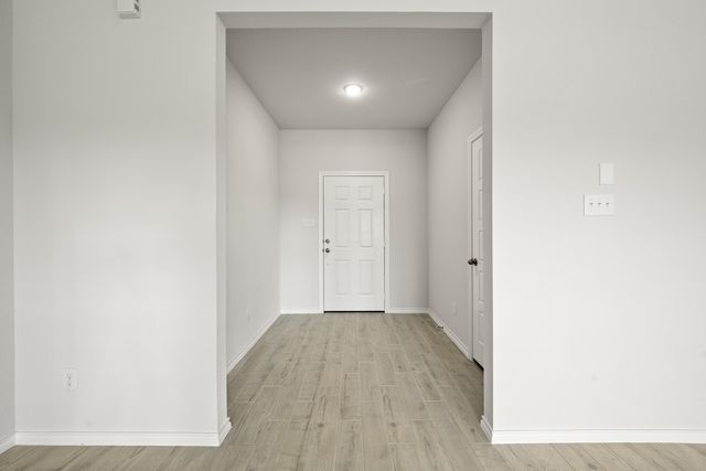 1184 Oak Spring Drive, Burleson, TX 76028