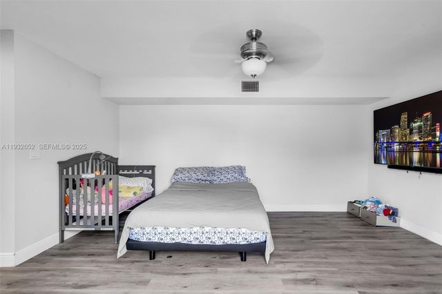 11903 SW 11th Ct, Davie, FL 33325