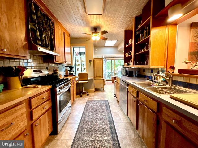 802 W 24TH ST, Wilmington, DE 19802