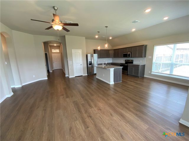 5107 Leaning Tree, Temple, TX 76502
