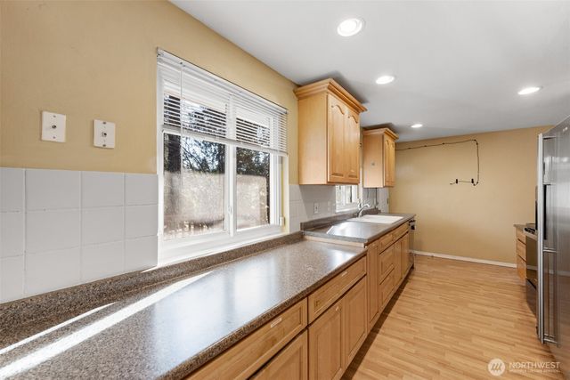 20310 5th Avenue NW, Shoreline, WA 98177