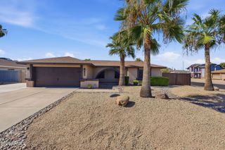 7433 W CANTERBURY Drive, Peoria, AZ 85345