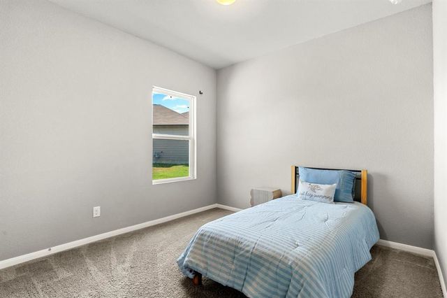 480 Waterloo DR, Kyle, TX 78640