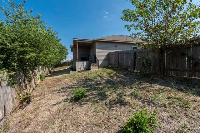 480 Waterloo DR, Kyle, TX 78640