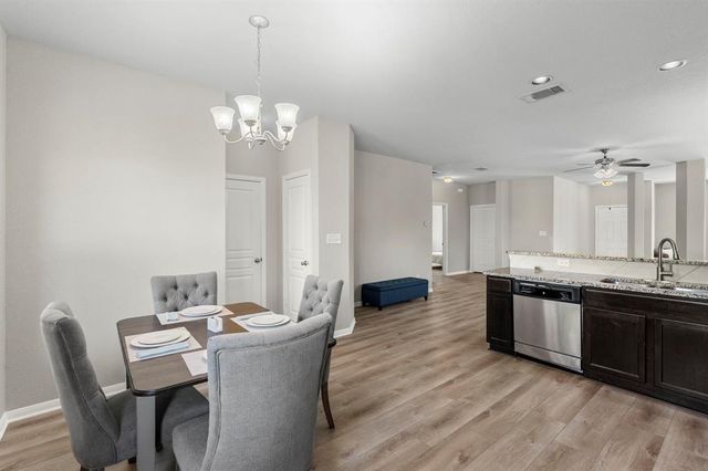 480 Waterloo DR, Kyle, TX 78640