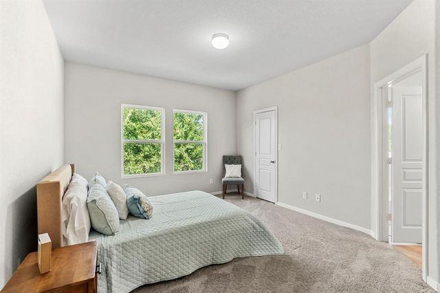 480 Waterloo DR, Kyle, TX 78640