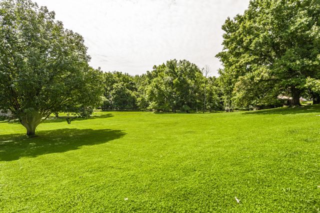2510 Eastland Ave, Nashville, TN 37206