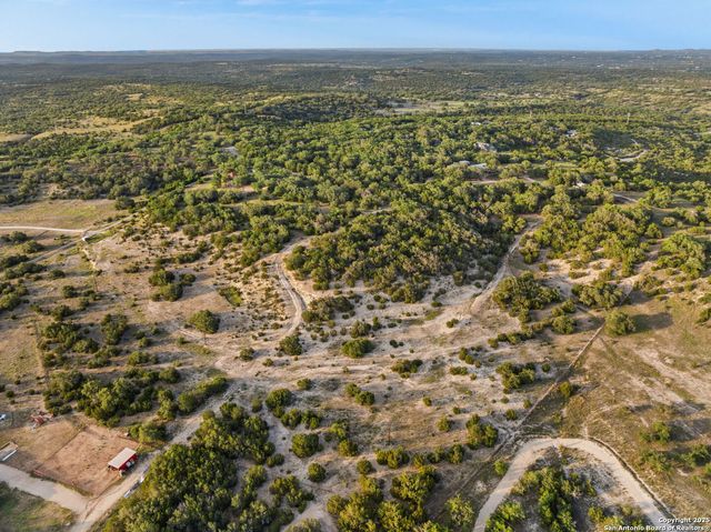 492 Billy Sisson, Johnson City, TX 78636