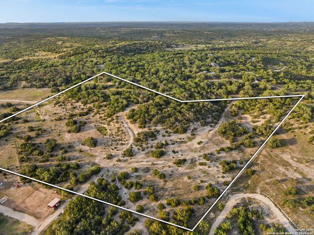 492 Billy Sisson, Johnson City, TX 78636