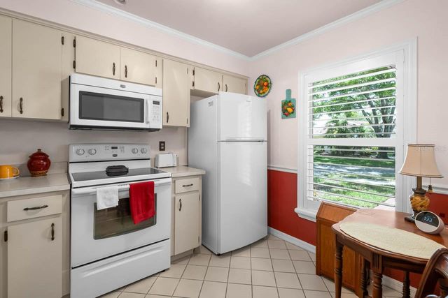 324 KELSEY WAY 4, Sun City Center, FL 33573