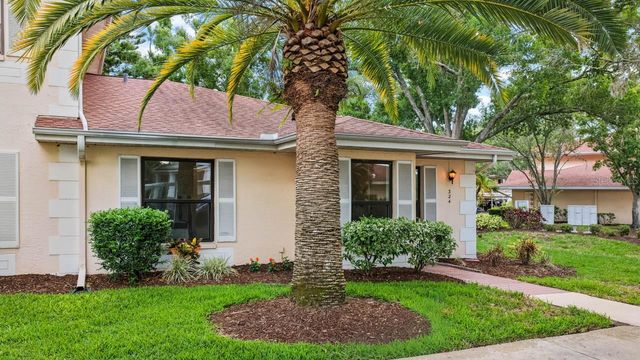 324 KELSEY WAY 4, Sun City Center, FL 33573