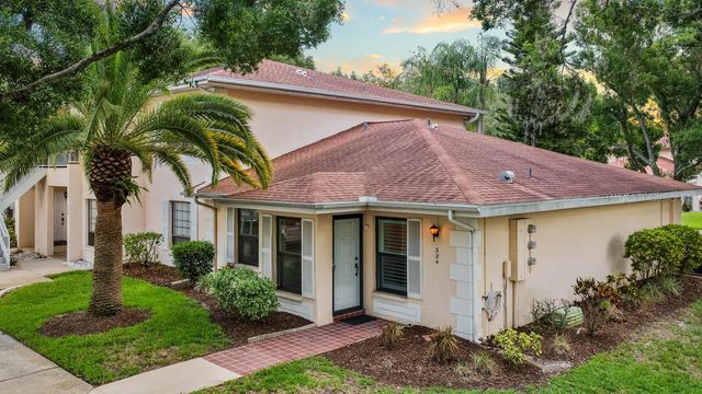 324 KELSEY WAY 4, Sun City Center, FL 33573
