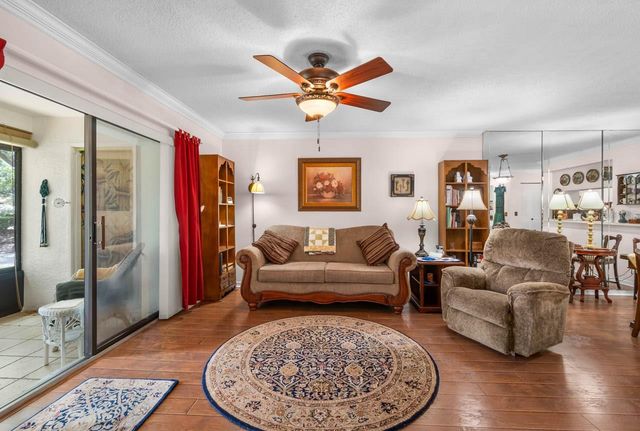 324 KELSEY WAY 4, Sun City Center, FL 33573