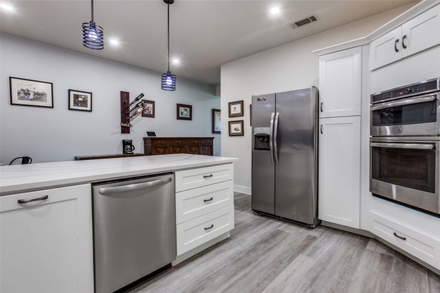 1529 Seegar Street, Dallas, TX 75215