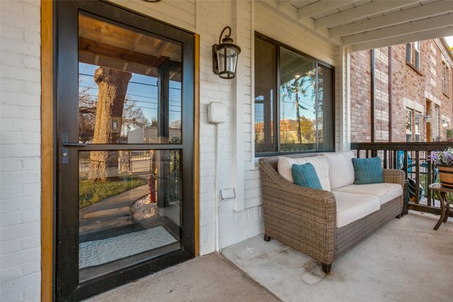 1529 Seegar Street, Dallas, TX 75215