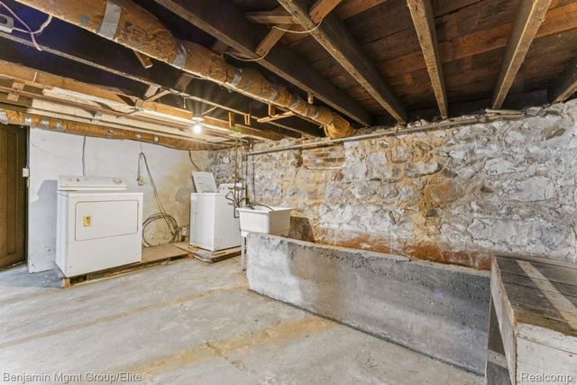 532 Fox Street, Lapeer, MI 48446