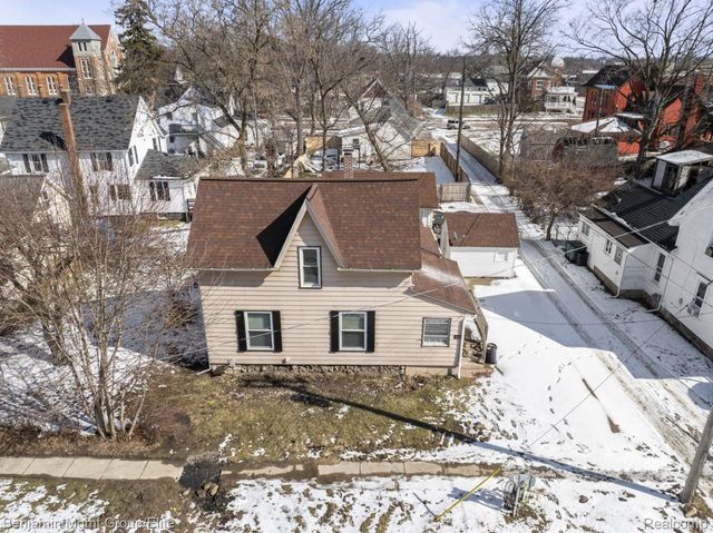 532 Fox Street, Lapeer, MI 48446