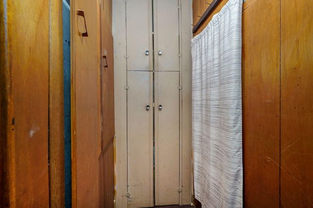 1123 W High Street, Springfield, MO 65803