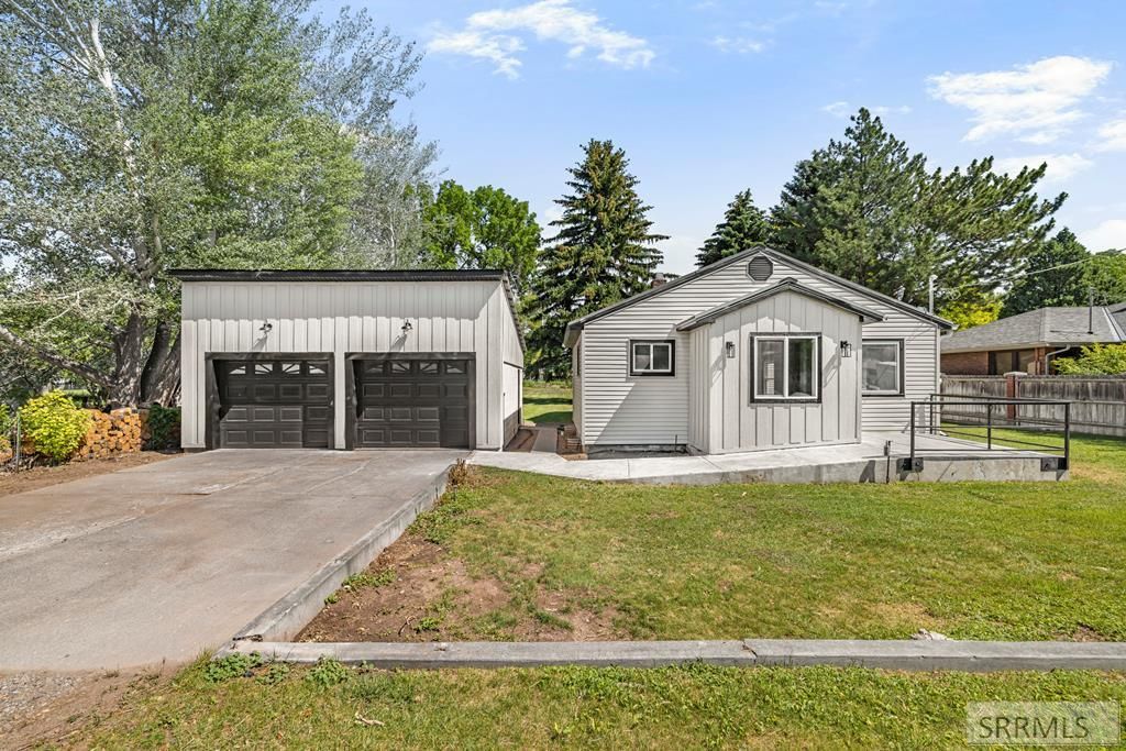 Image 1 of property listing at 3315 E Rawson Street, Ammon, ID 83406