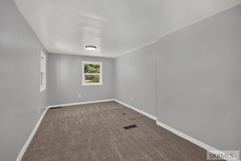 Image 25 of property listing at 3315 E Rawson Street, Ammon, ID 83406