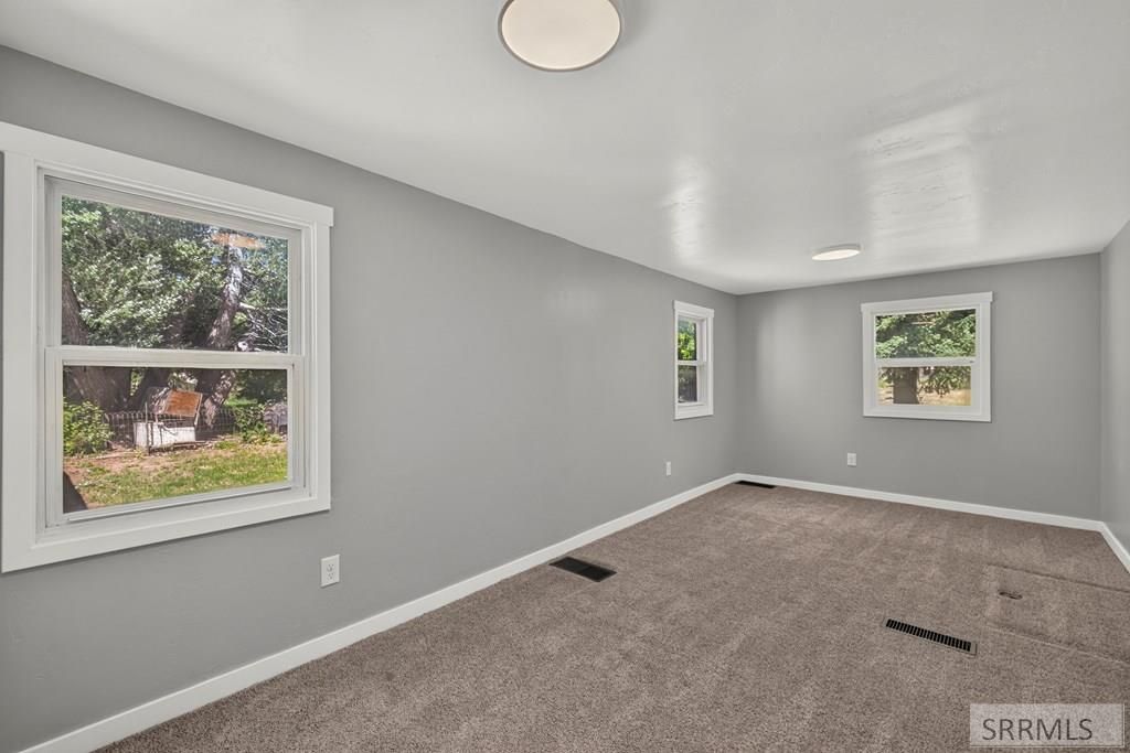 Image 26 of property listing at 3315 E Rawson Street, Ammon, ID 83406