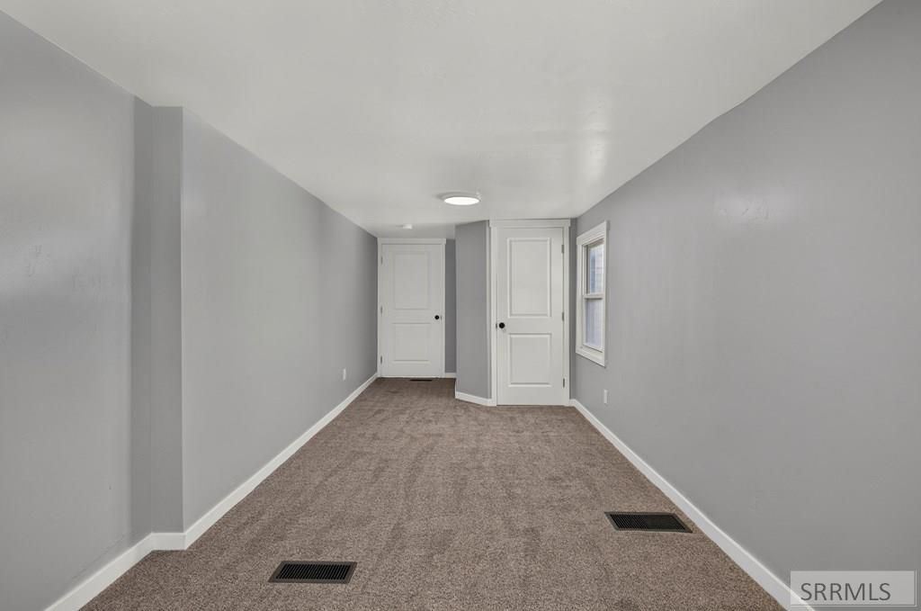 Image 27 of property listing at 3315 E Rawson Street, Ammon, ID 83406
