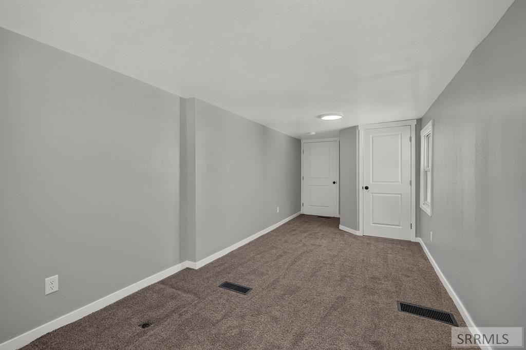 Image 28 of property listing at 3315 E Rawson Street, Ammon, ID 83406